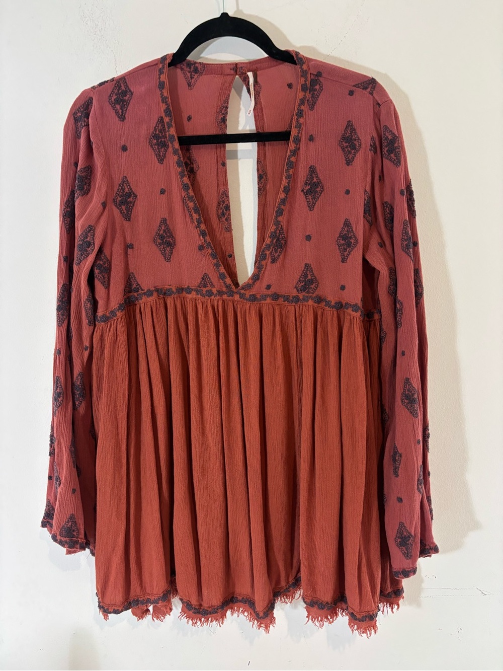Free People Women Medium Embroidered Deep Vneck Tunic Long Sleeve Shirt Fall